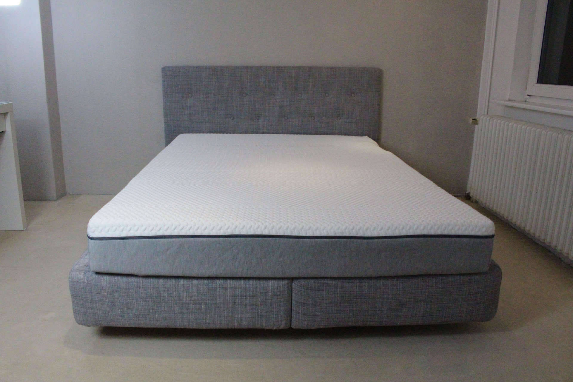 bodystar-matratze-auf-dem-bett