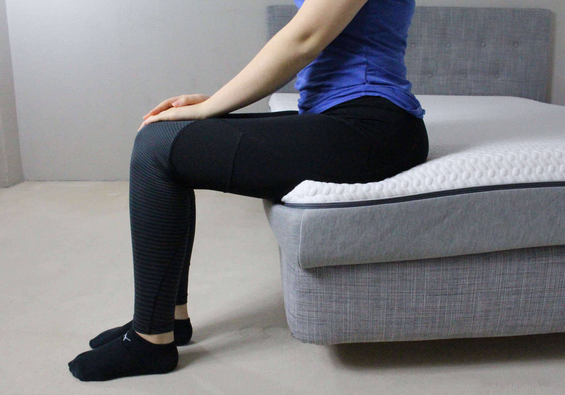 bodystar-matratze-sitzend-auf-der-kante