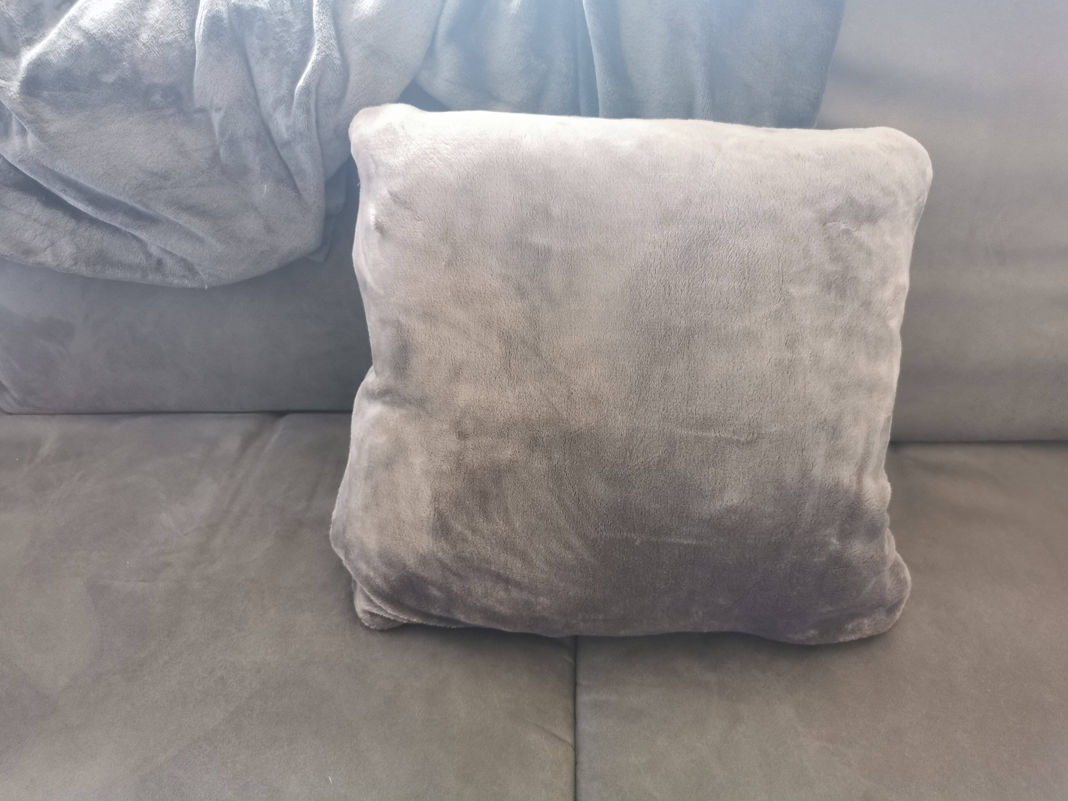 Gözze Kuschelkissen